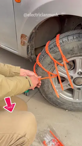 Awesome car tire anti-skid zip ties#bluecollar #diyer #tiktokshopholidayhaul #autorepair #mechanic 