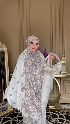 Rekomendasi mukena warna putih buat lebaran ✨🤍 #fypシ #armanisilkpremium #mukenacantik #Ramadan #syahdikaofficial 