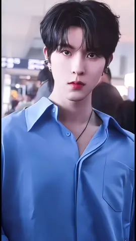 Khâu Khâu mặc sơ mi xanh là thần #qiudingjie #kipukaqiu #khaudinhkiet #邱鼎杰 