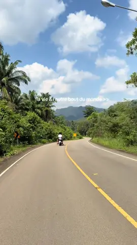 on the road 🌴 #thailande #roadtrips 