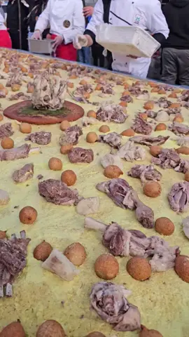 ريحة المليحي واصلة لدارنا 😋😋 من فعالية بصرى الشام أكبر منسف مليحي بالعالم موجود بحوران #درعا_حوران_سوريا #بصرى_الشام #مليحي #حوران 