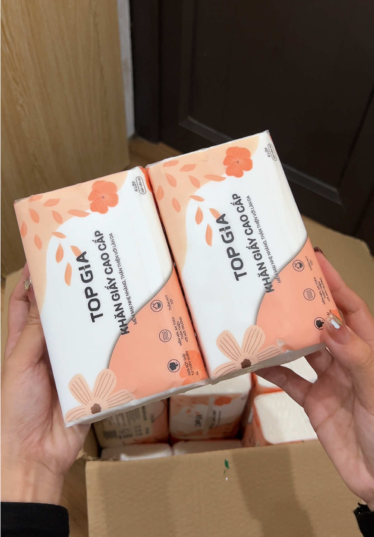 Nhà chị nào sài hao thì mua thùng cho tiết kiệm nha #topgia #khangiaytopgia #khangiayrut #xuhuong #tranghatay96 