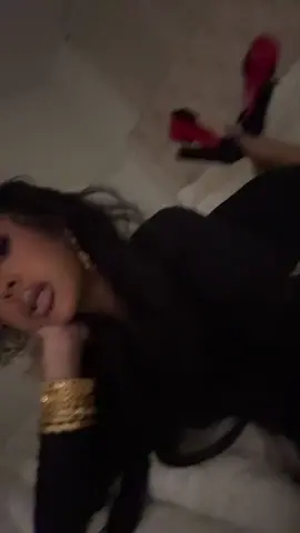 Same price as red bottoms 