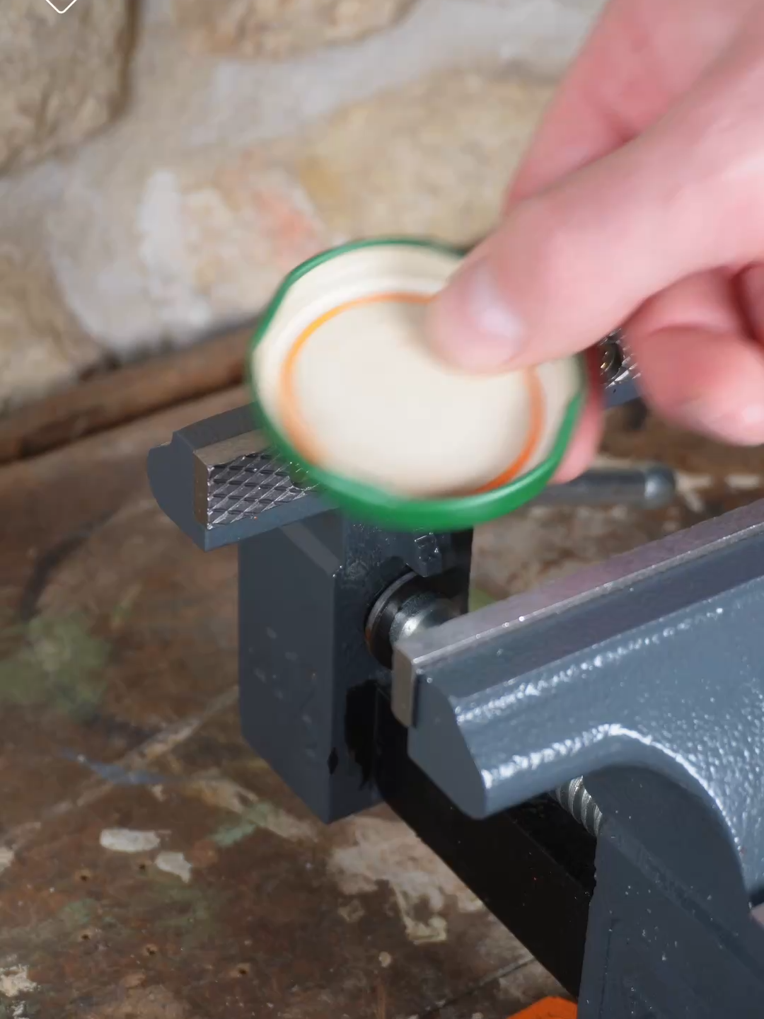 Je recycle ce couvercle en métal #tipsandtricks ##diytools #recycle