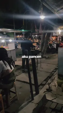 Martabak Mario sukomoro.      #kulonertiktok  #kulinernganjuk  #jajanankekinian #jajanannganjuk  #kulinerviralnganjuk 
