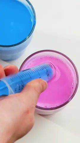 This Trick Got Me SPRINTING to Try It! 🩵🤯 #physics #Science #DIY #5minutecrafts #experiment