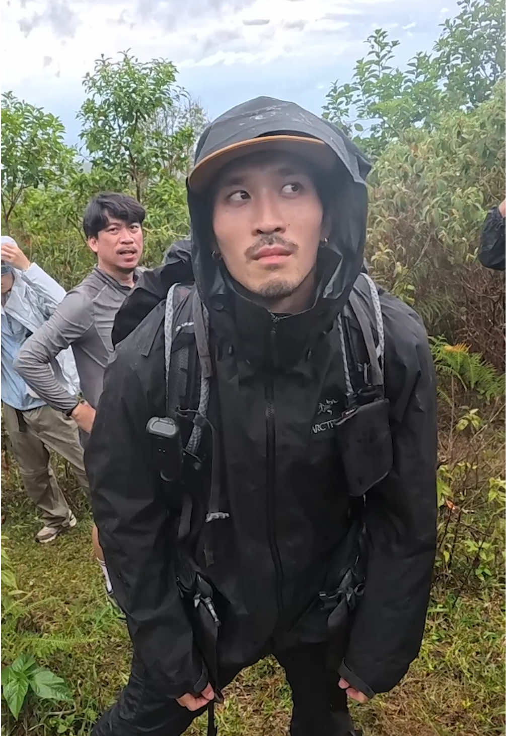 กัน(ฝน)ฟรี ลูกหมาป่า 🌧️🐺 รับชมพร้อมกันได้ที่ช่อง KARNFOEI  #karnfoei #กานเฟย #foeifoeii #biatchboyy #ปล่อยกูไป 