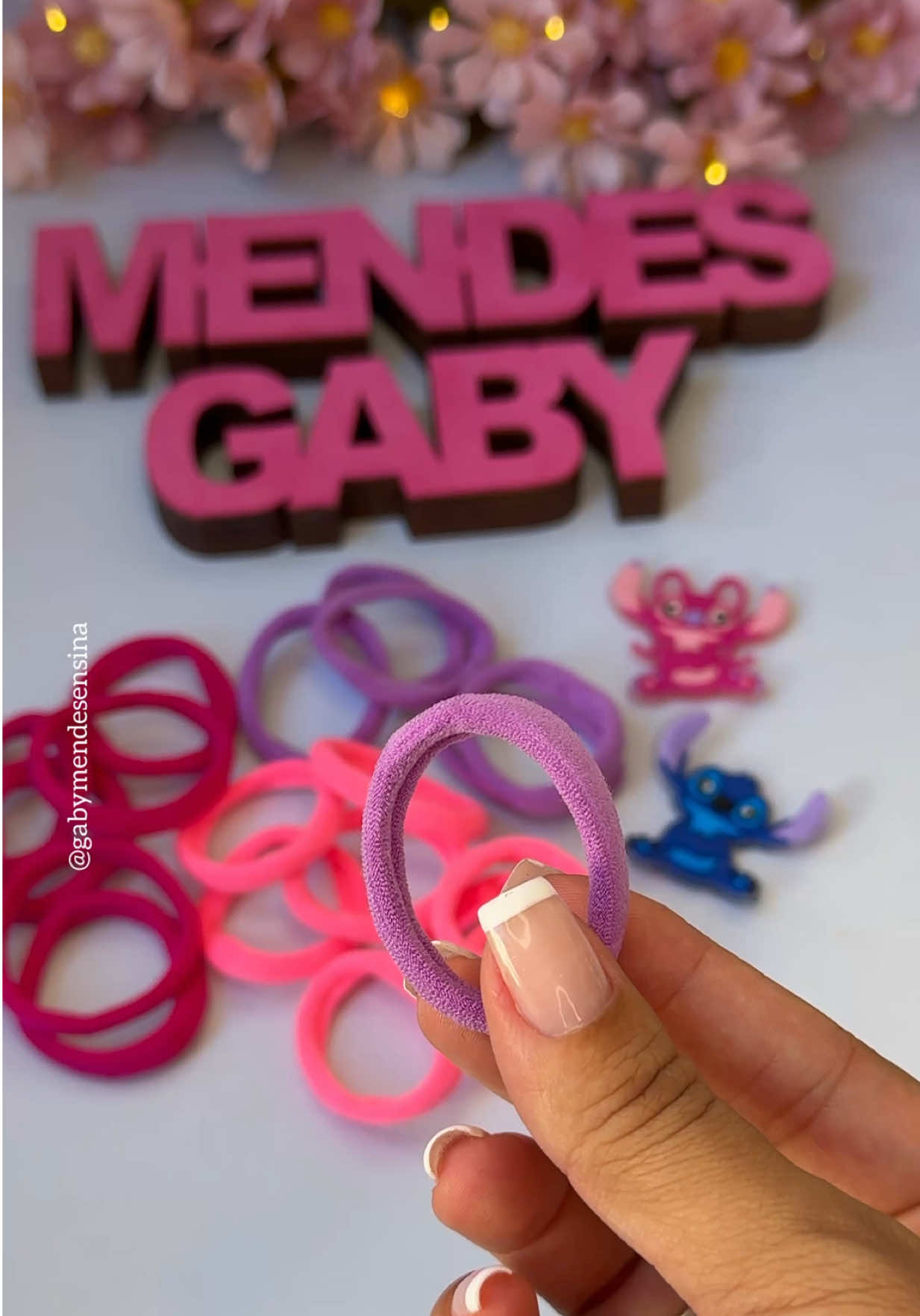 Scrunchie fácil de xuxinhas 🩷✨ . #DIY #ideiascriativas #scrunchies #xuxinhasdecabelo #maedemenina 