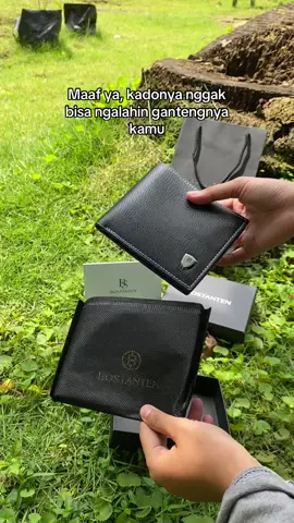 Rekomendasi kado buat cowok #kadopacar #kadocowok #kadoulangtahun #dompetpria #fyp 