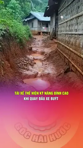 TÀI XẾ THỂ HIỆN KỸ NĂNG ĐỈNH CAO KHI QUAY ĐẦU XE BUÝT #giaitri  #haihuoc #videohaihuoc #viralvideos #vuinhon