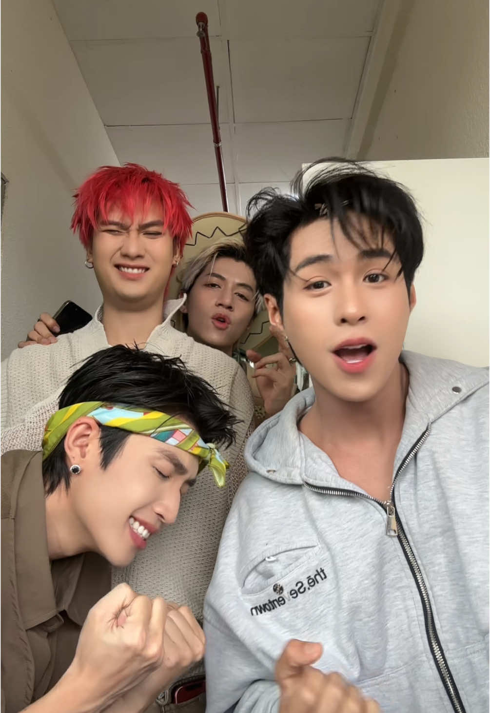 2 con rắn cũng biết nhép nè mọi người 😂 