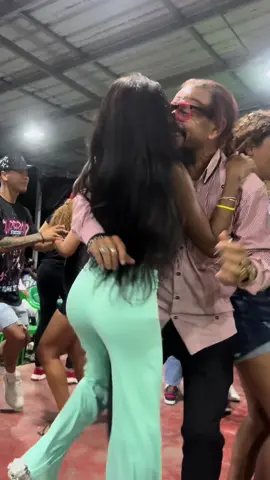 Mi viejillo 😂💃🕺🇩🇴#holaseguidores✨👋 #marielbailarina💃 #mellamomarielytu?🤷🏽‍♀️❤️ #lasocurrenciasdemariel🤪😋 #fyppppppppppppppppppppppp @Juan Bautista Bonifacio 