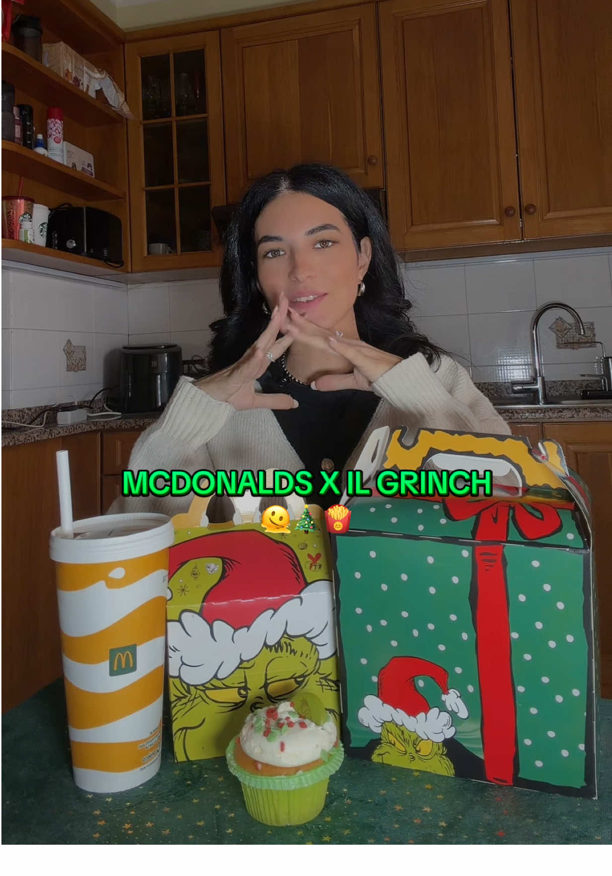 NOVITÀ MCDONALDS X IL GRINCH💚🫶 @McDonaldsItalia  #perte #grinch #natale2025 #fyp #viral 