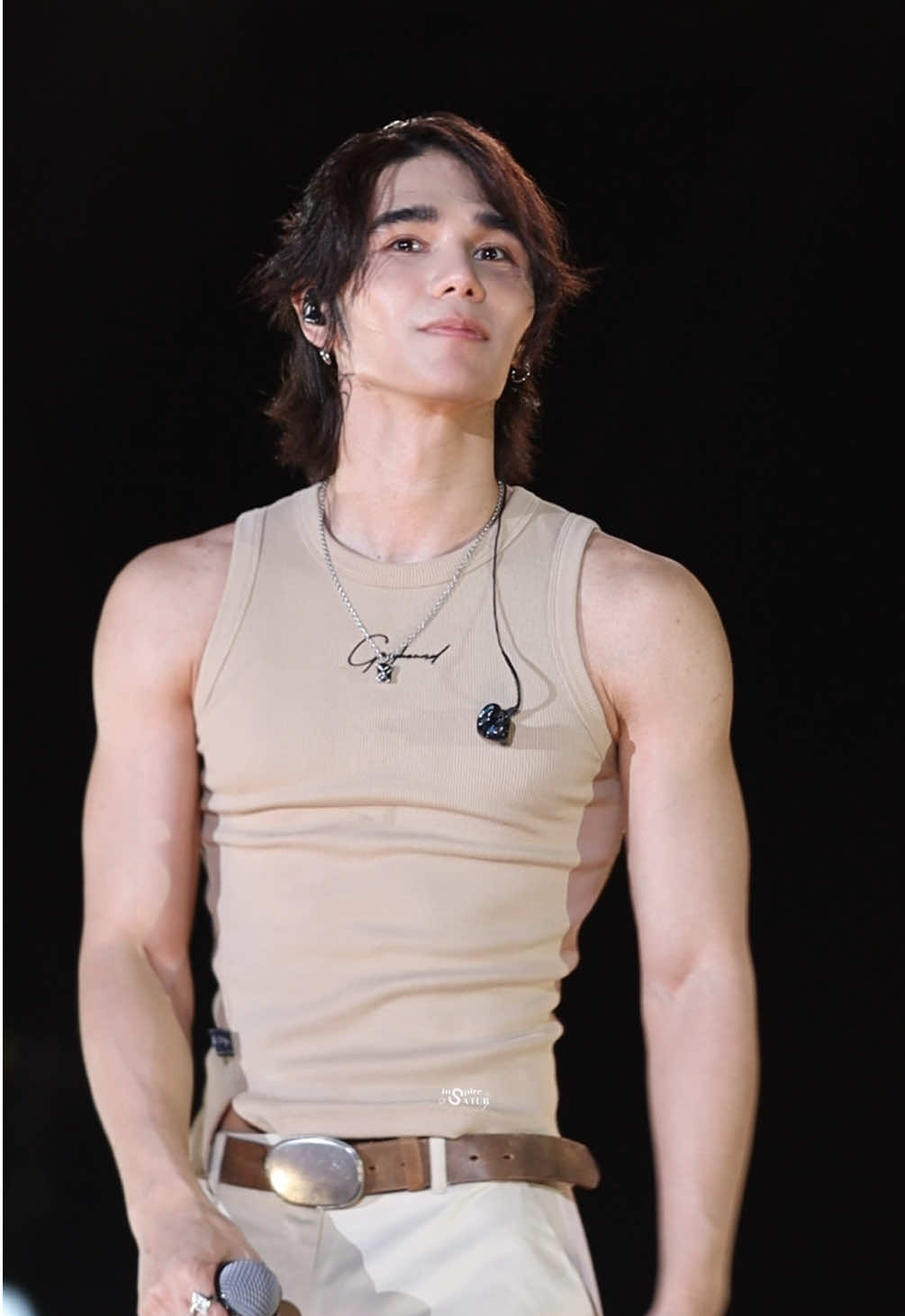 ฝนที่เทลงบนมือเราดั่งงานวิวาห์ ✨ @jeffsatur #jeffsatur 