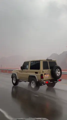 مشاءالله 🤎.#الزيتة_تبوك #البيج#رفرف #989 #كنق #امطار 