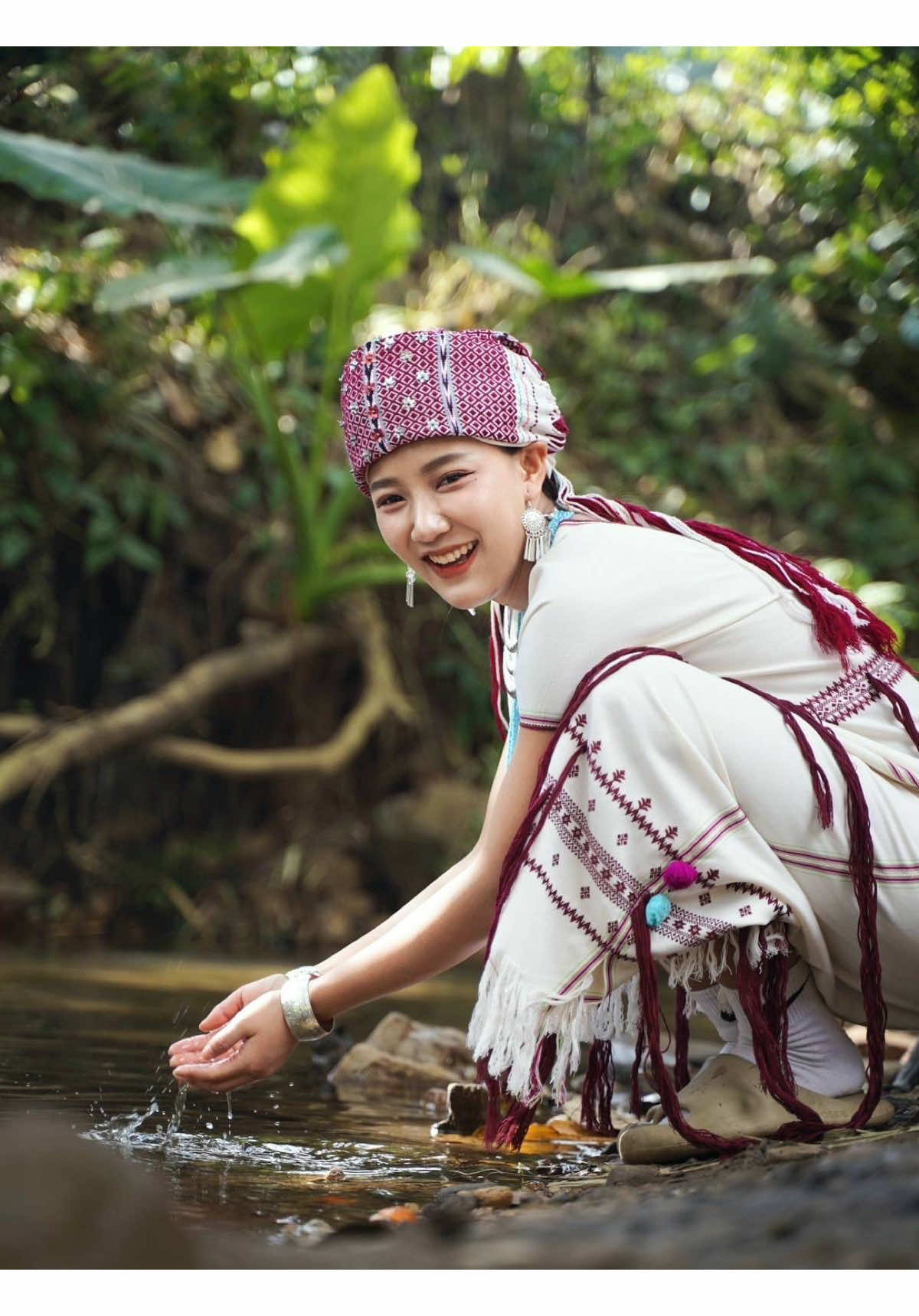 ปกาเกอะญอแท้ร้อยเปอร์เซ็น  . . . . #แม่สะต๊อบ #ปกาเกอะญอ #แม่แจ่ม #chunyjourney #เที่ยวขุมชน 