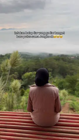 padahal sebelumnya aku udh bahagia sama Jin Hyung🥹  Semoga bahagia sama pilihan kamu yaa…. #jungkook #jinhyung 