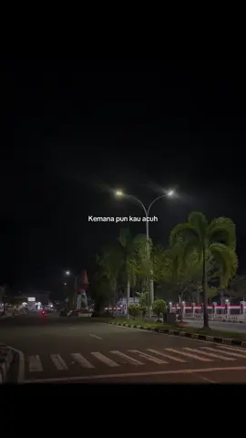 Cerita disini aja  #xyzcba #lyrics #fouryou 