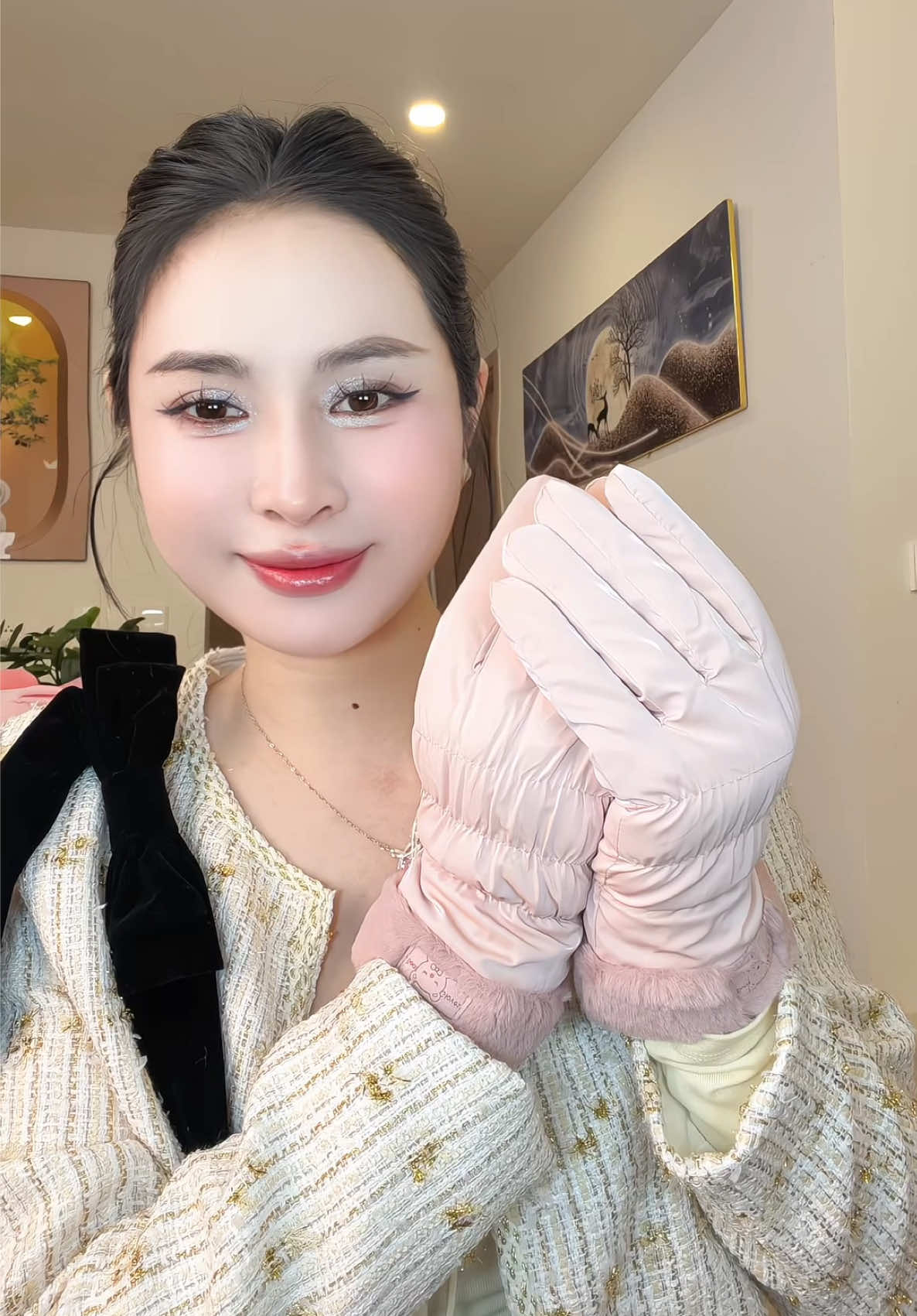 Đẳng cấp nằm ở chiếc bao tay  bạn mang ✨ ♥️#solcare #minmetbay #viral #xuhuongtiktok #xuhuongtiktok2025  