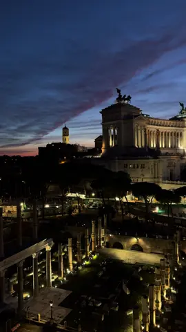 Città Eterna❤️‍🩹✨  #Roma#italy#sunset#tramonto#rome
