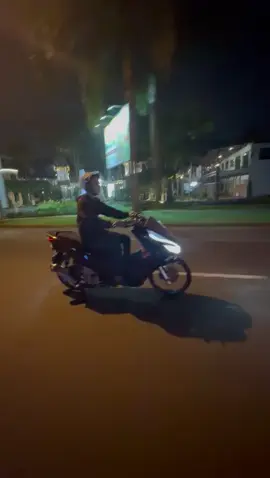 NR with@sptian @kzr_burikkk #fyp #nr #beatdeluxemodifikasi #variomodifikasi #nightride 