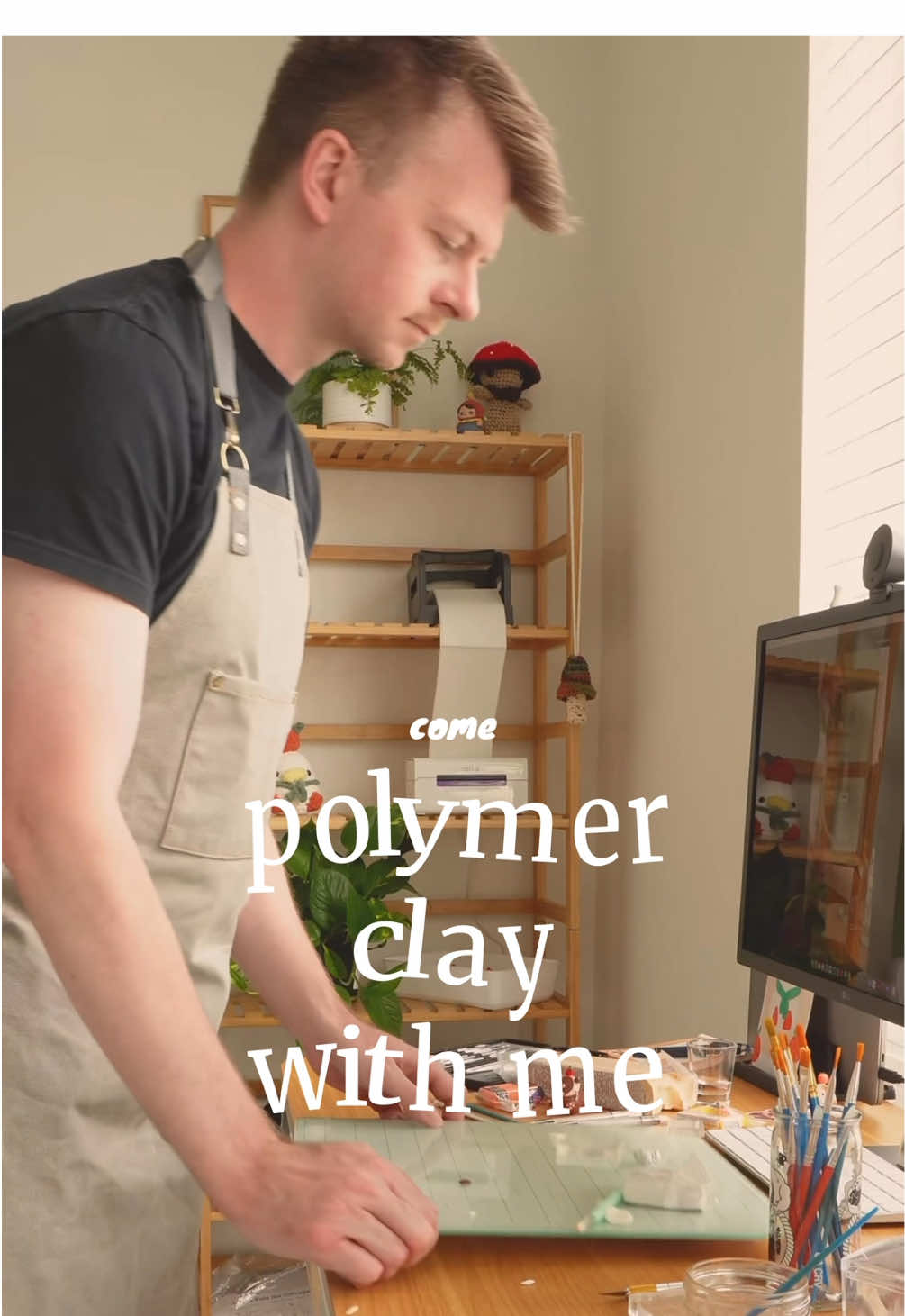 polymer clay with me: cozy bear cookie worrystones 🐻 a little piece of comfort for anxious friends #polymerclay #polymerclayartist #sculpt #worrystones #worrystone 