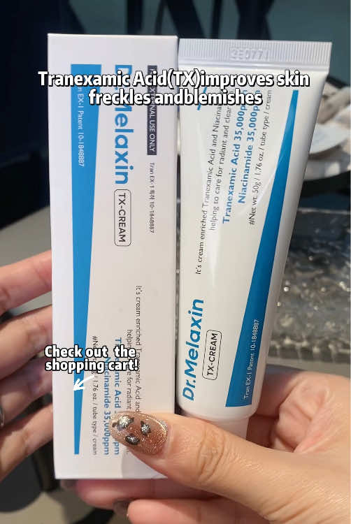 #koreanskincare @dr.melaxin_us #skincare #glowingskin #hyperpigmentation  #darkspots #melasma #skintone #acnescars #acnemarks #hydratedskin #skintexture #glassskin #brighteningskincare #plumpskin #darkness #skincaretips #skincarehacks #fyp #capcut #trending #tiktokshop #tiktokmademebuyit #tiktokshopfinds #foryoupage #tiktokshopcybermonday #dealsforyoudays 