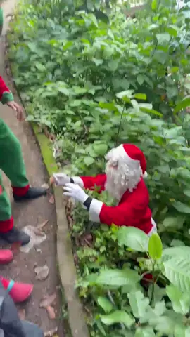 Opa santa sangat mendalami peran ☺️🎅🏼 #santa #core #gerizim 