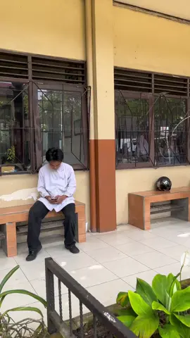 Halo skenpat people! Masa harus ditarik tarik kayak gini biar kamu masuk kuliner sih😆 #kuliner #trending  #smk  #fyp #promosi 