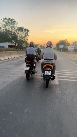 Khi nào chúng ta lại gặp nhau làm 1 chuyến tour nữa vậy ae 🥰