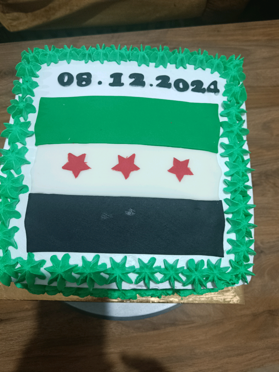 كيك زكرى تحرير سوريا للتواصل على الخاص 05373448564#اكسبلور #greenscreen #foryoupage #مالي_خلق_احط_هاشتاقات 