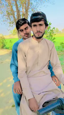 #سنگت_ویڈیو_وائرل_کریسو_آپ_ہیں🥀🌼🙈✨ ❤🙂😘