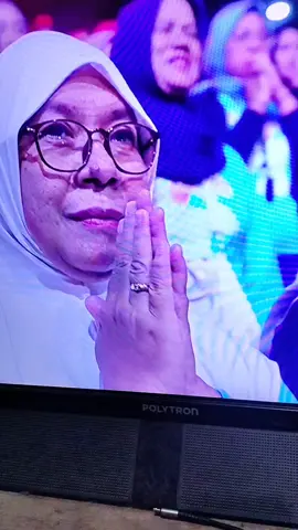 alhamdulillah dede april lolos ke top 4 besar , dan yang tersenggol malam ini di top 5 besar adalah mila bogor #dedeapril #aprilcirebon #milabogor 