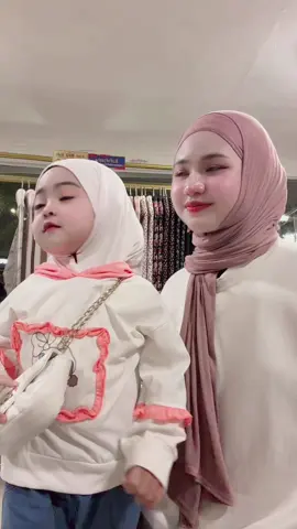 เพลงโปรดเท่านั้น👧🏻🩷