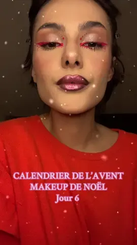Calendrier de l’avent Makeup de noël <3  Aujourd’hui c’est lip combo à paillettes ✨  @Sephora Collection  #christmasmakeup #tutorialmakeup #glittermakeup #lipcombo 