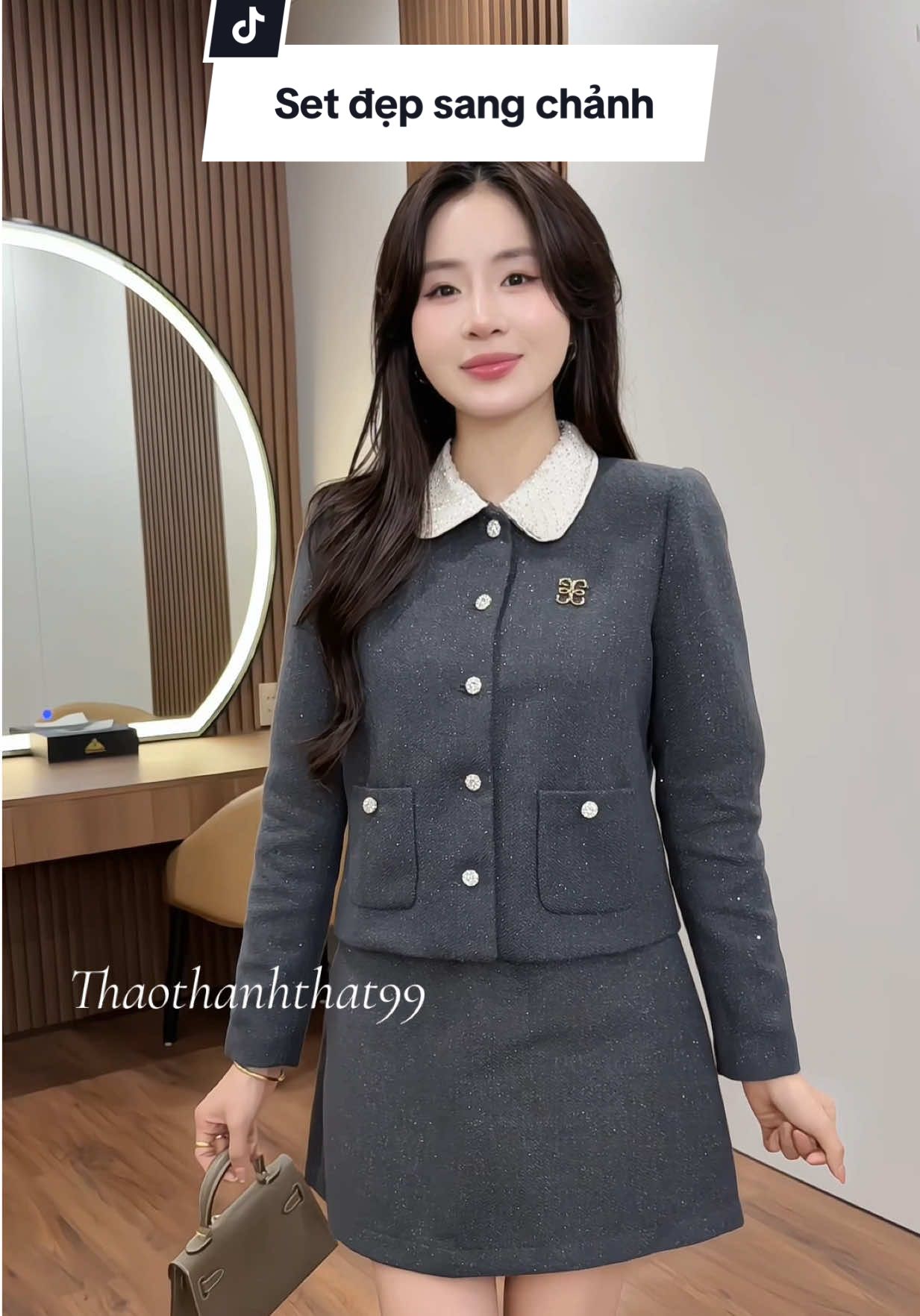 Áo 2 lớp - bên ngoài bling bên trong lót lụa ạ #thaothanhthat99 #calie #aokhoac #setxinh #quanaohottrend 