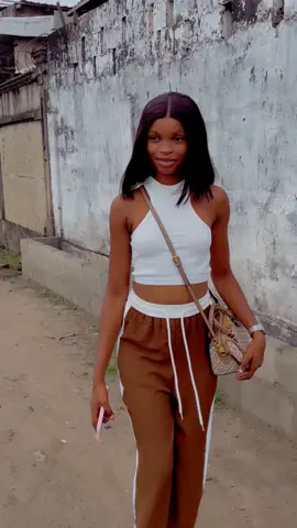 #debloquemesvue🥲🙏🏽 #pointenoirecongo🇨🇬😍🥰❤️ #congelar 