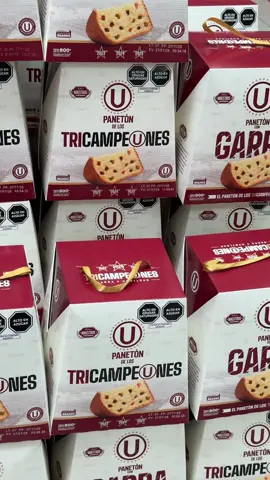 Para la noche buena de los Tricampeones y para la de los PERÚ 4 #universitario #ydaleu 