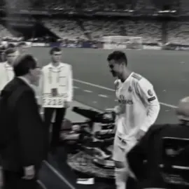 تضحكي وتدوري ☹️.! #cristianoronaldo #realmadrid #football #fyp #alnassr 