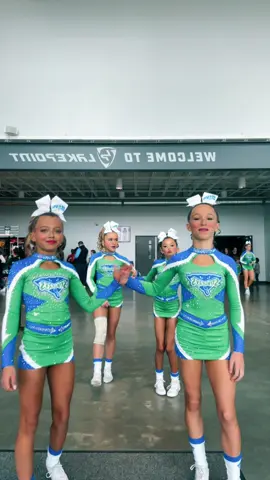 cheersport 1 day! 🍀💙#fyp #foryoupage #cheer #comp @claire_bear121.3 @chloegraham626 @aspen 
