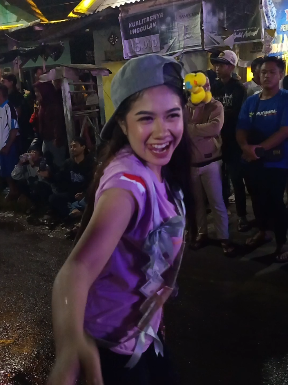 ter april april 😊💃🏻 #fyp #viral #karnavalrejoagungplosojombang #jombang24jam #dancer  @apreliaayu 