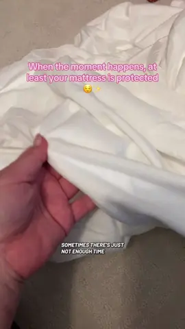 Look… sometimes you don’t think about a waterproof protector until you really should’ve had one 😅 This one is quiet, comfy, and honestly just smart to keep on your bed. For… life’s moments 😏✨ #tiktokshopholidayhaul  #tiktokshopcreatorpicks  #BedroomEssentials #mattressprotector #utopia 