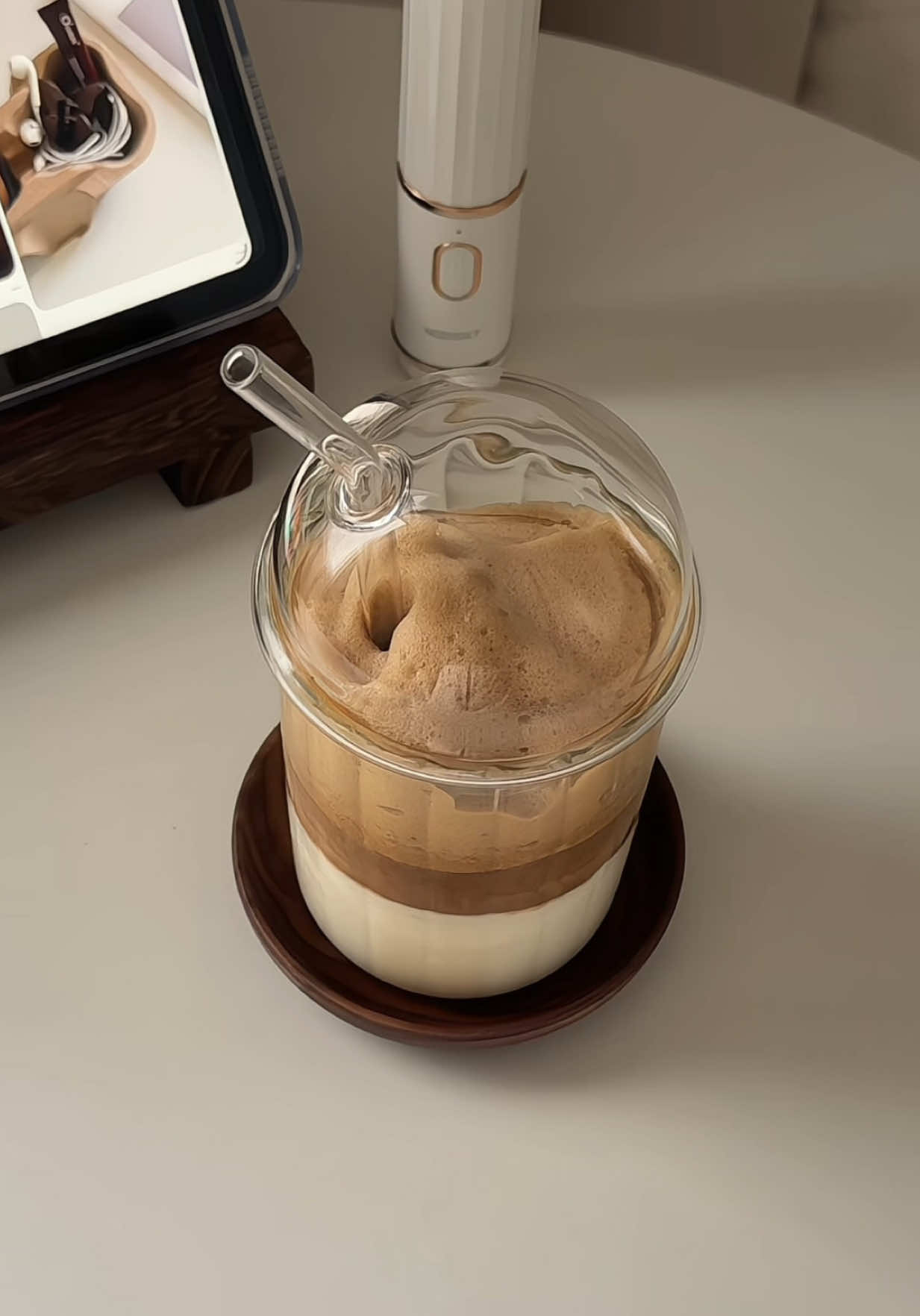 electric hand mixer / frother from @hodekt-global.ph #hodekt #electrichandmixer #milkfrother #matchalover #coffeetok 