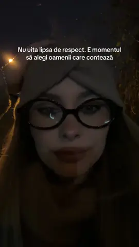 Anul se încheie… rămâi doar cu cei care te fac să te simți bine ✨🫶🏻 