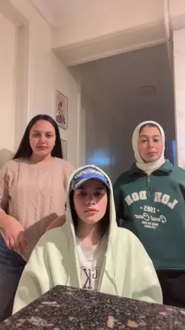 كلاكيت  100000000