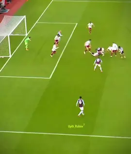 The Arsenal players’ reactions as their 17 game unbeaten streak came to an end at Villa Park with the very last kick of the game. Heartbreaking. 💔 .. ......#arsenal #arsenalfans #foryoupage #viral_videos #viewsproblem💔😔 