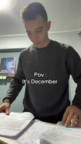 خدت الصتمه 🤦🏻 #viral #viralvideo #foryoupage #امتحانات #viraltiktok 