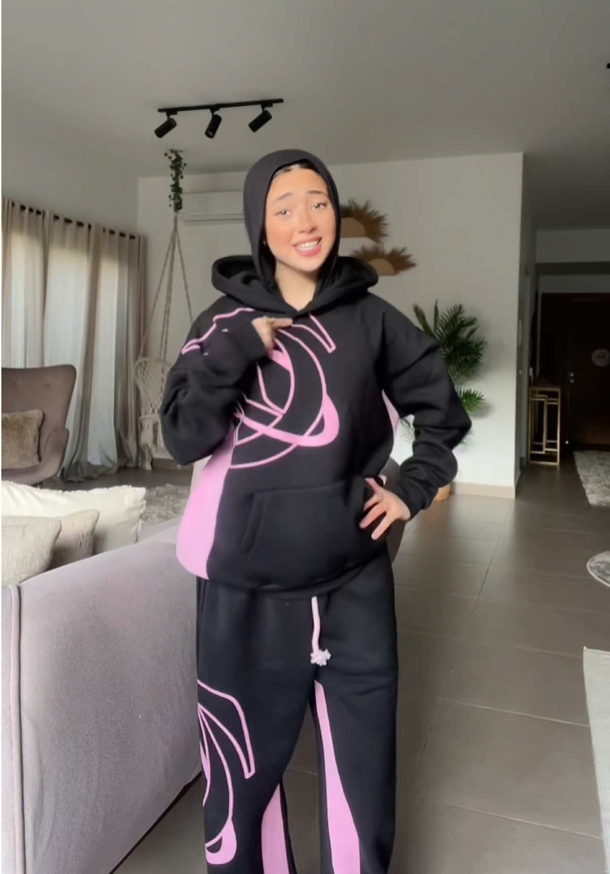 Full set from: @Cozed💓