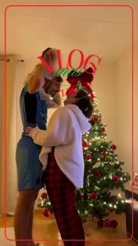 Vlogmas 7/25 🎄✨🫶🏻 Premier marché de Noël pour Maison Sœurs 🎀 Suivez-nous sur @maisonnsoeurs ! Et restez connectés… mercredi, une petite surprise vous attend 🩷✨ #fyp #devinelapersonne #marchedenoel #pourtoiii #Vlog 