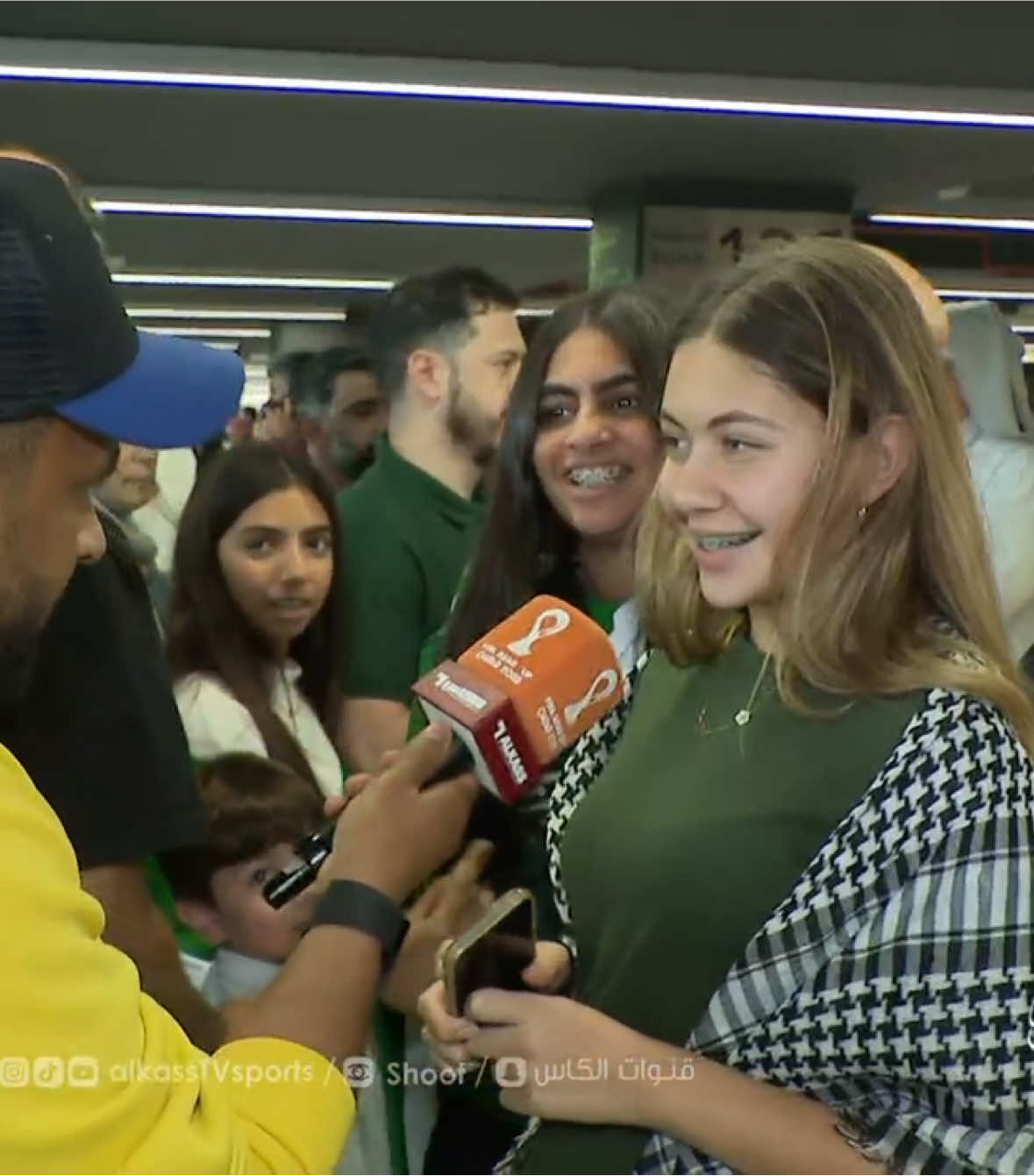 ‏برنامج المجلس | احتفالات واهازيج الجماهير #السورية و #الفلسطينية لا تتوقف من استاد المدينة التعليمية‏  ‏⁧‫#كأس_العرب‬⁩  ‏⁧‫#قنوات_الكاس‬⁩ || ⁧‫#sportsontiktok ‬⁩